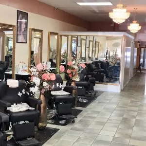 Seema Beauty Salon
